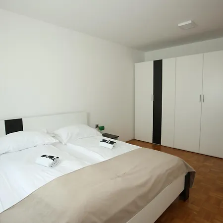 Apartment Leska *