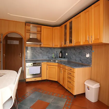 Apartment Leska *