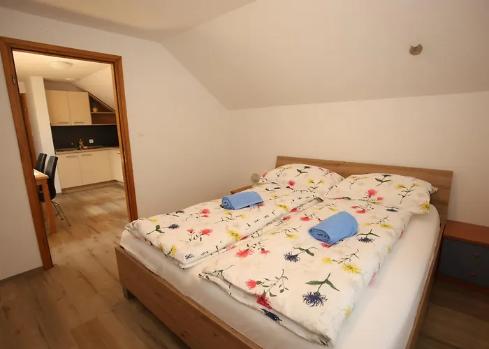 شقة Leska Zgornji Leskovec