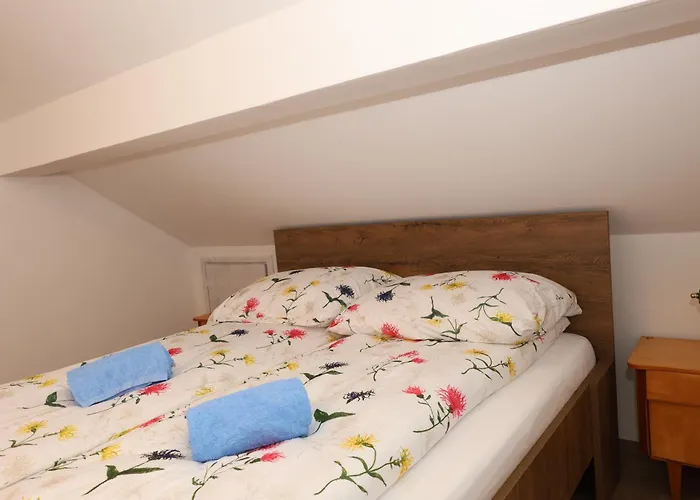 Leska * Zgornji Leskovec