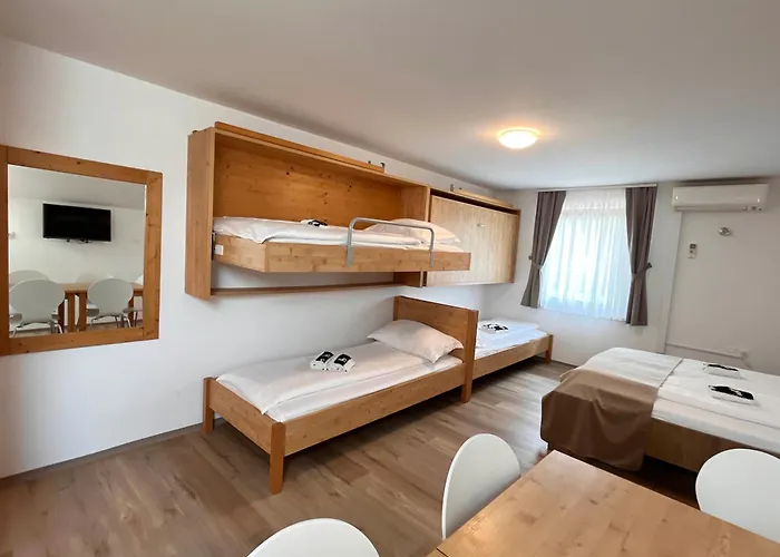 Leska * Zgornji Leskovec