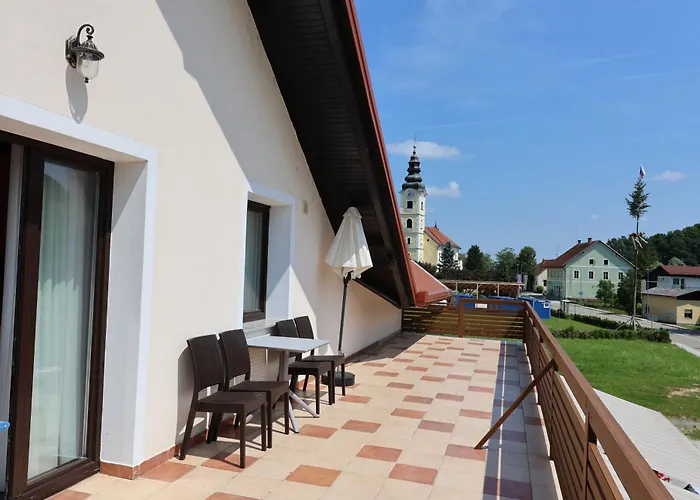 Leska * Zgornji Leskovec